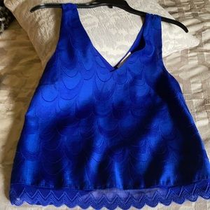 Womens top size S